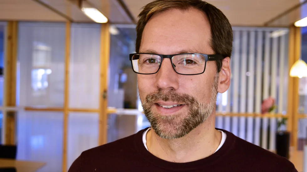 Personalchef Joakim Lundin ser än så länga ingen stor ökning av sjukfrånvaron.