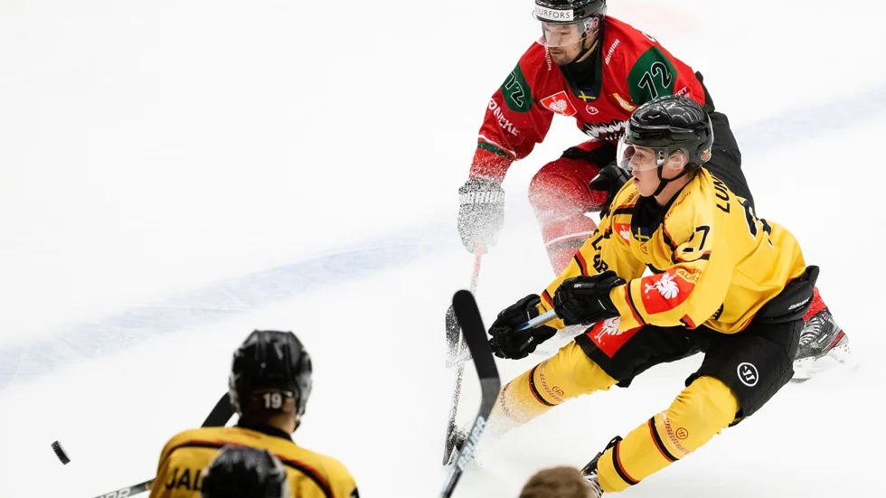 Nils Lundkvist som vanligt en bra match när Luleå Hockey vann i Göteborg med 3-2.