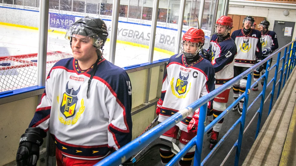 IK Graip har åter ett seniorlag. Målsättningen är att kunna spela i division 3 inom något år.