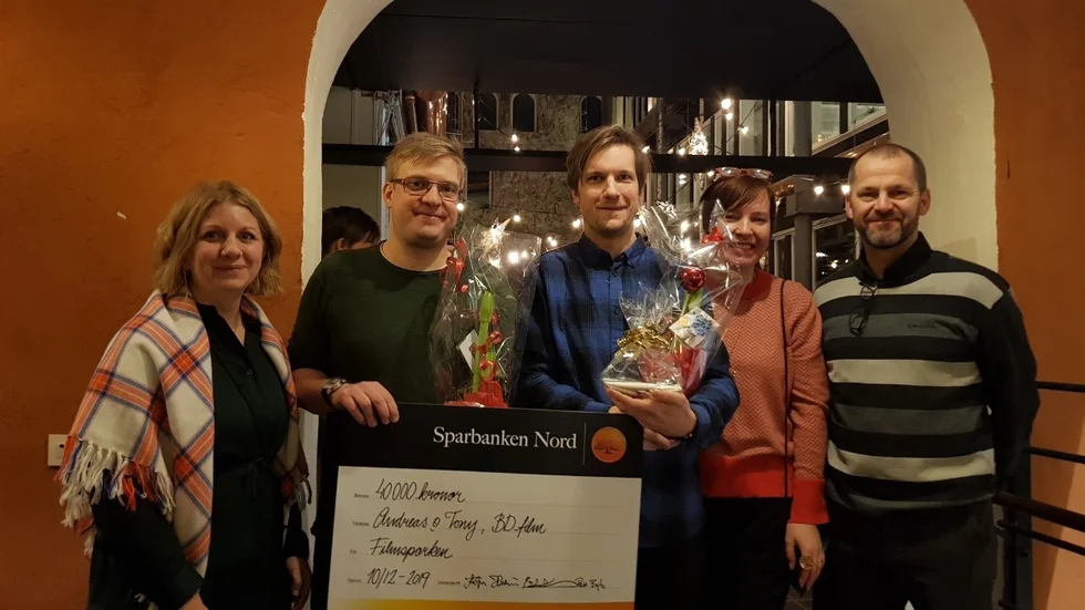 På bild: Erika Mattsson, verkställande tjänsteman Sparbanken Nord - Framtidsbanken, Tony Österholm, BD Film, Andreas Emanuelsson, BD Film, Katja Härkönen, filmkonsulent Filmpool Nord och Patrik Bylin, tillförordnad förvaltningschef Kultur och fritid Luleå kommun