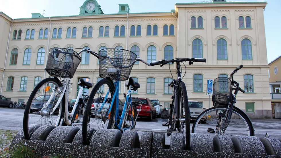 Efter Skolinspektionens kvalitetsgransking får Ellen Key-skolan i Västervik beröm för sin trygghet och studiero, men behöver samtidigt bli bättre på andra områden.
