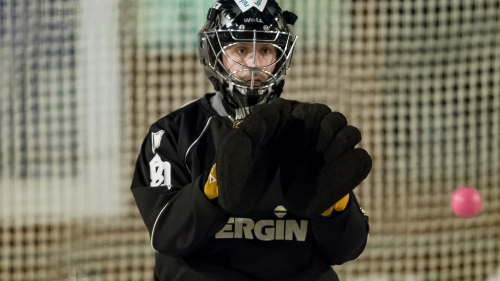 Målvakten Jussi Aaltonen och IFK Motala ställs mot tufft motstånd under lördagen.