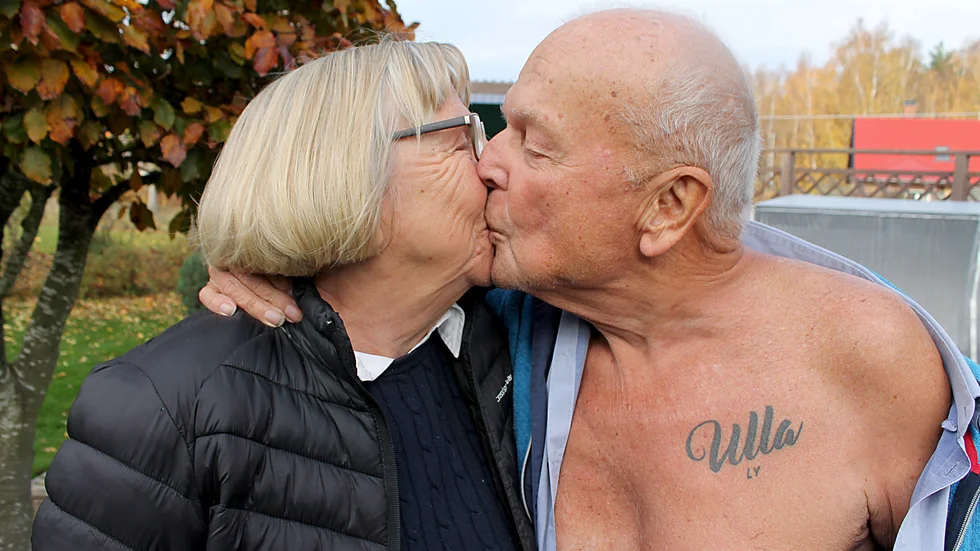 Bengt fick både ljuga och smussla när kärleksgåvan till Ulla skulle hållas hemlig.
