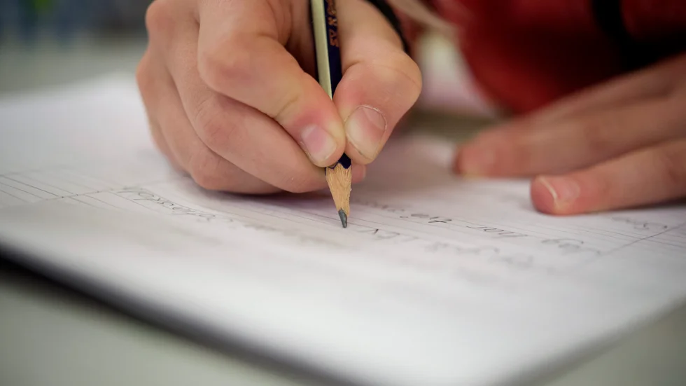 Insändarskribenten menar att skolan också måste tro på de lågmotiverade eleverna.