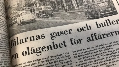 Kuriren för 50 år sedan: Genomfartsleden och trafikljusen beskrivs som en olägenhet för affärerna.