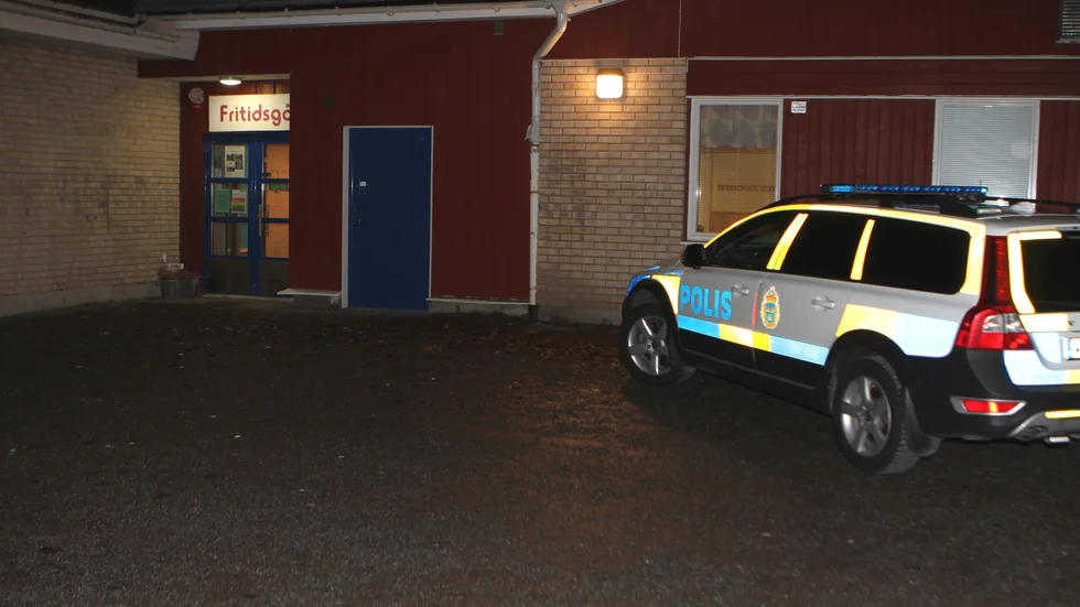 Som en del av sitt brottsförebyggande arbete var polisen på plats i Björklinge för att prata och svara på frågor.
