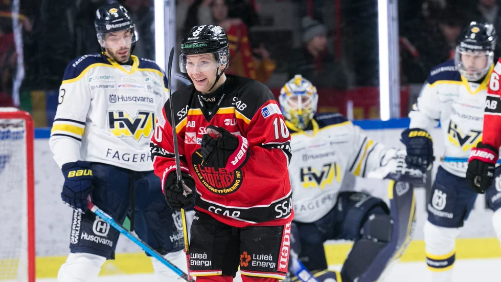 Einar Emanuelsson jublar efter sitt mål som betydde 3-0 i matchen som Luleå sedan vann med X-X.