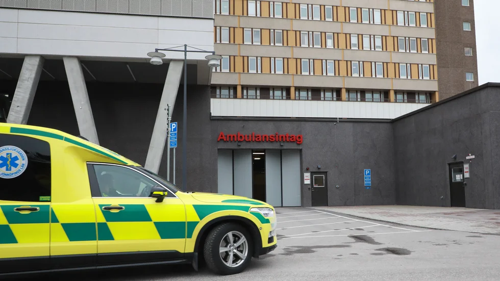 Region Östergötland meddelade på fredagen att en coronasmittad patient vårdas på Universitetssjukhuset. 