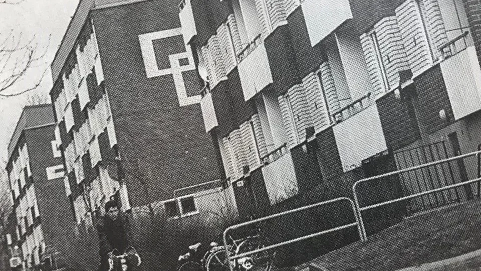 Kuriren för 25 år sedan: "Halvergatan är ingen bra miljö för någon", säger sektionschefen på invandrarbyrån i Katrineholm.
