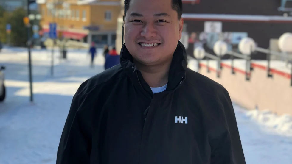 Andreas Tegestedt växte upp på Gotland men hamnade i nordligaste norr, i Kiruna. I fem år har han haft ishotellet i Jukkasjärvi som arbetsplats.