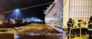 Se bilderna från dramat i Visby hamn