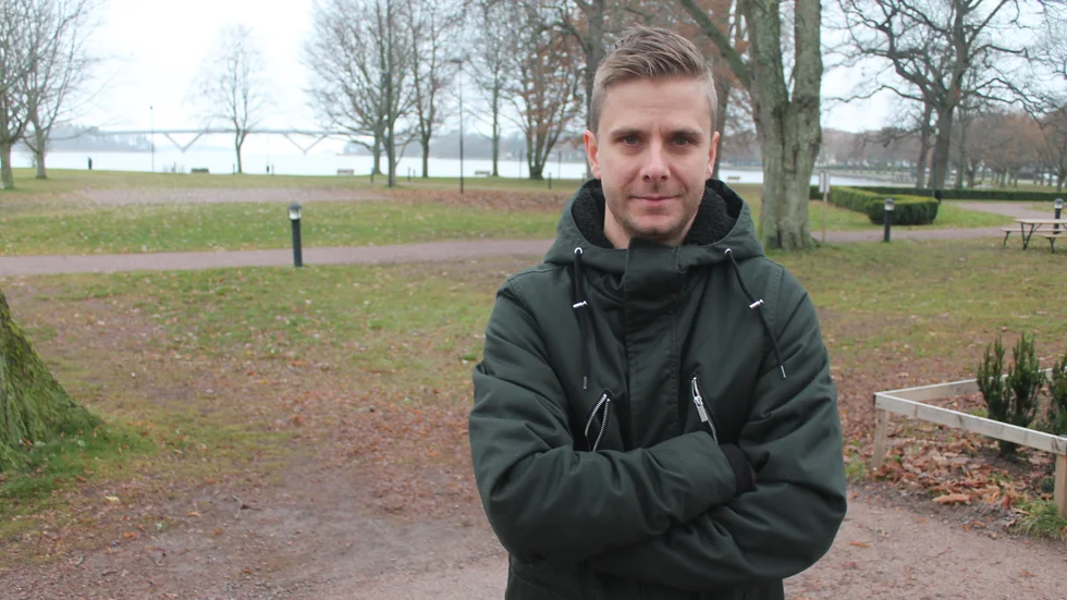 Daniel Davidsson tror mycket väl att Jason Crump kan dyka upp i svenska Bauhausligan. "Men tyvärr inte i Piraterna", säger Davidsson.