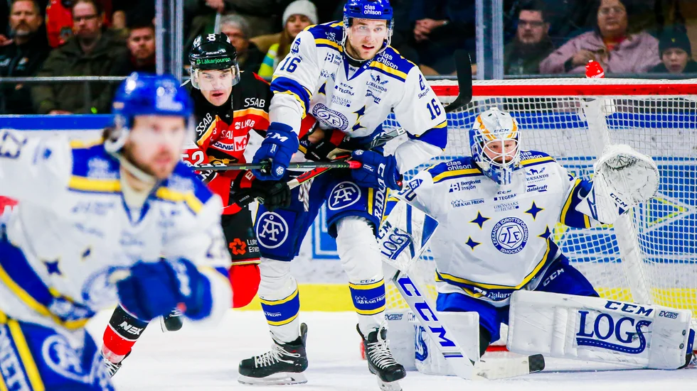Det dröjde innan Luleå Hockey lyckades få hål på Janne Juvonen i Leksandskassen.