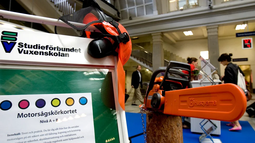 "2020 firar vi 100 år med vår första studiecirkel Fria Tankars Hem. Smaka på de orden. Fria Tankars Hem. Att ha en möjlighet att få tänka fria tankar är stort".