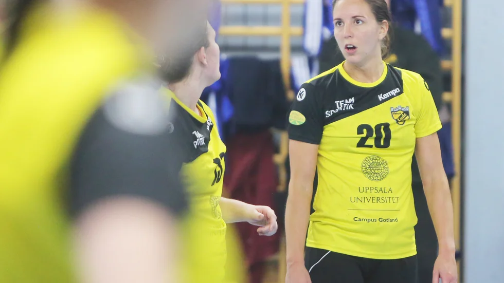 Marie Pfeiffer och hennes lagkamrater föll.
