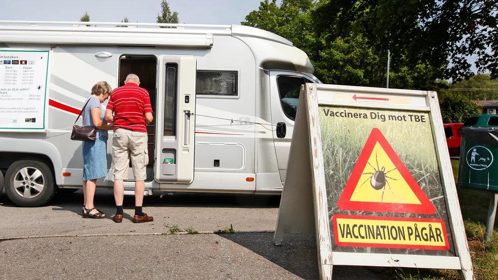 I takt med att fler vaccinerar sig blir även fler vaccinerade smittade av TBE. Inget vaccin är hundraprocentigt.
