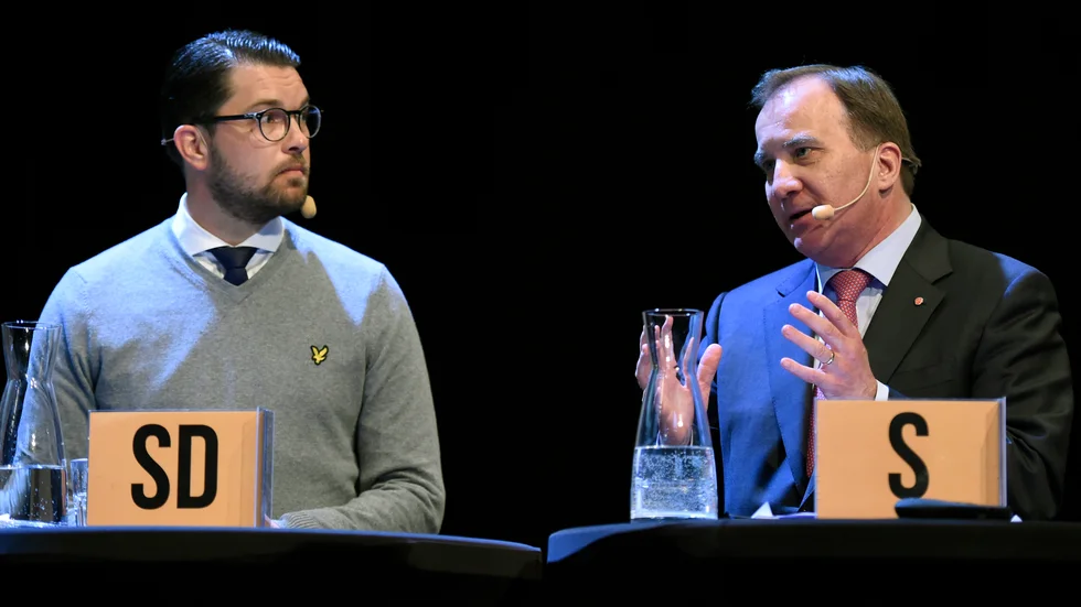 Jimmie Åkesson och Stefan Löfven ligger nu nästan jämsides i opinionen. Ett nytt läge för båda. Allra nyast för Åkesson. Så är det. 