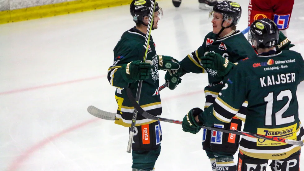 Adam Lidström spräckte nollan efter bara 18 sekunder.