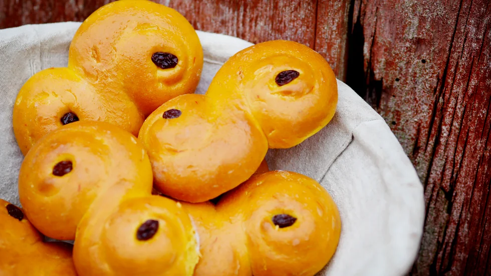 Ska man lyckas med Johan Sörbergs lussekatter är det noggrannhet som gäller. Att höfta lite är strängeligen förbjudet. "Inte ens jag höftar", säger han.