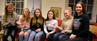Hon lärde sig simma i 40-årsåldern