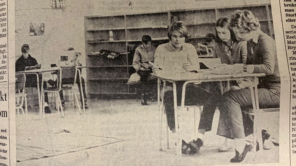 Weine Eriksson, Karin Weissbroth och Annika Einarsson i elevrådet planerar "Operation dagsverke".