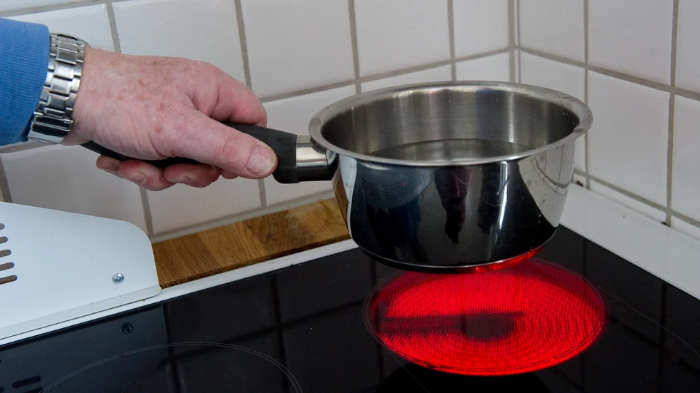 Nodra uppmanar boende i Kvarsebo att koka sitt vatten innan de dricker det eller använder det i matlagning. 