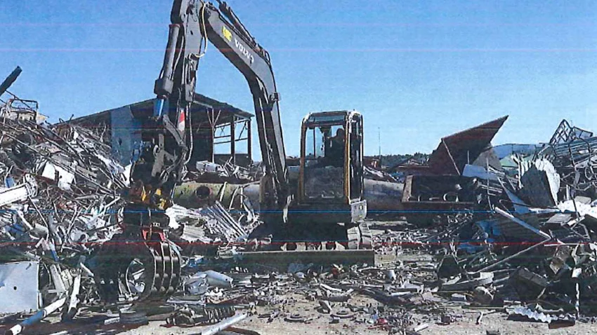 Takplåten 5 på Österby i Visby.