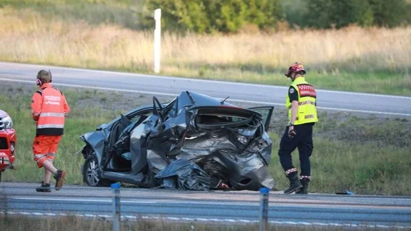 20-åringen orsakade en allvarlig olycka på E4 i höjd med Tornby. 