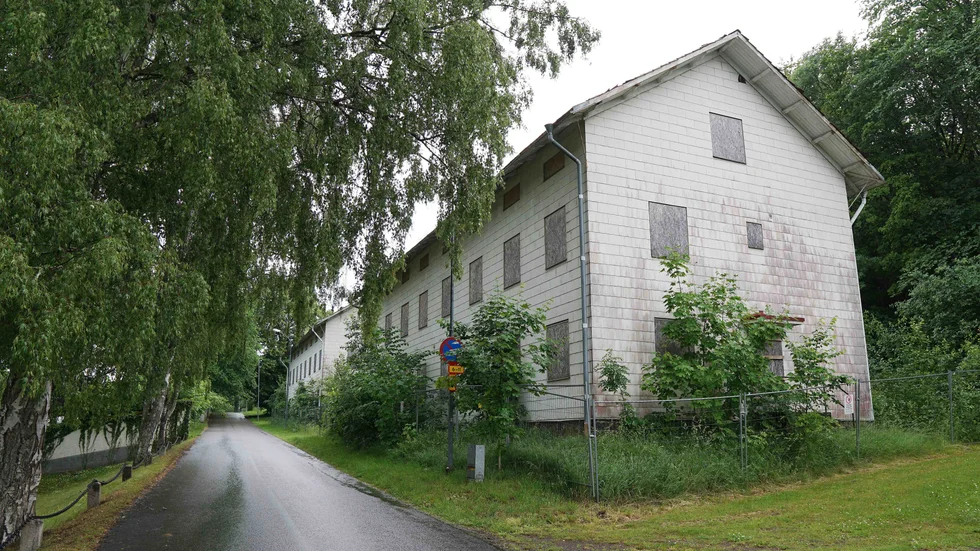 Nu går tre hus på Vallongatan i Överum mot rivning.