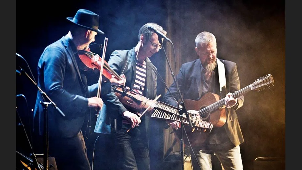 Folkmusiktrion Väsen firade 30-årsjubileum under 2019, vilket var en av frågorna i frågesporten.