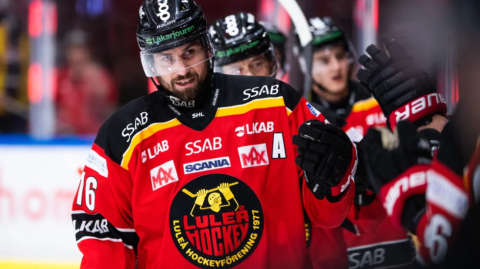Niklas Olausson. 